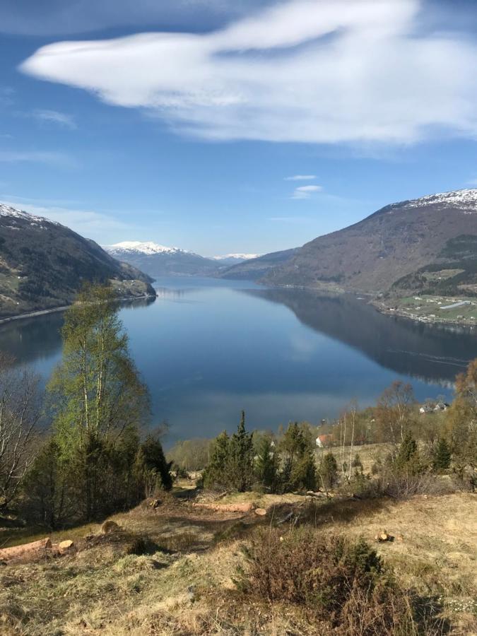 Panorama Fjord Olden Apartment Exterior foto